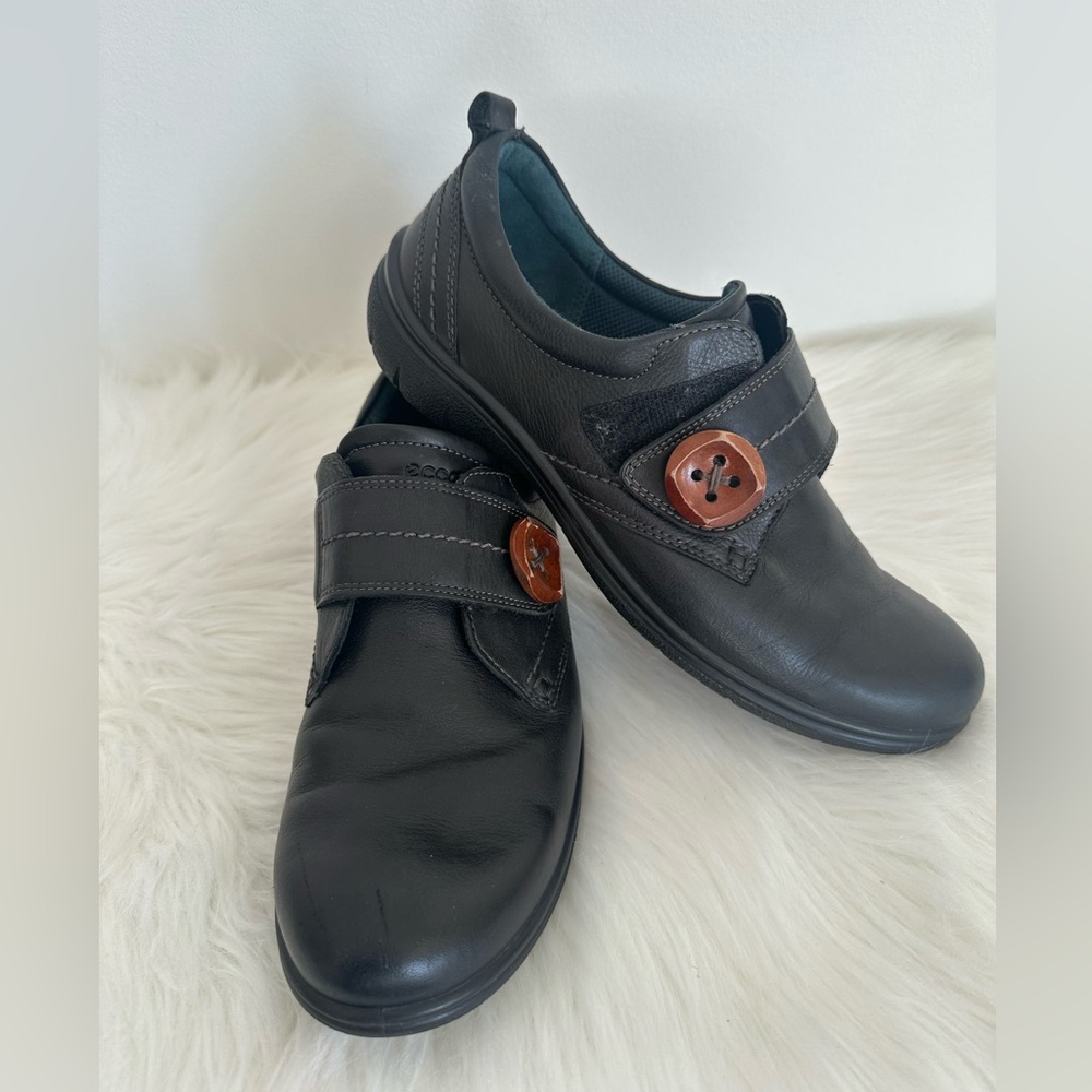 Ecco Womens Black Leather Monk Strap Button Travel Loafer Shoes Size 39EU/8.5US